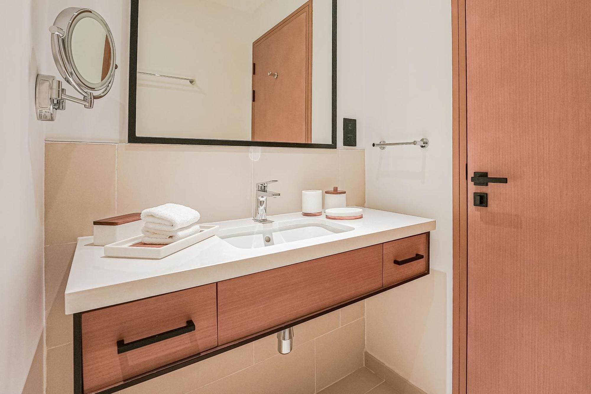 Modern 2Br High Floor Haven In Vida Dubai Marina 아파트 외부 사진